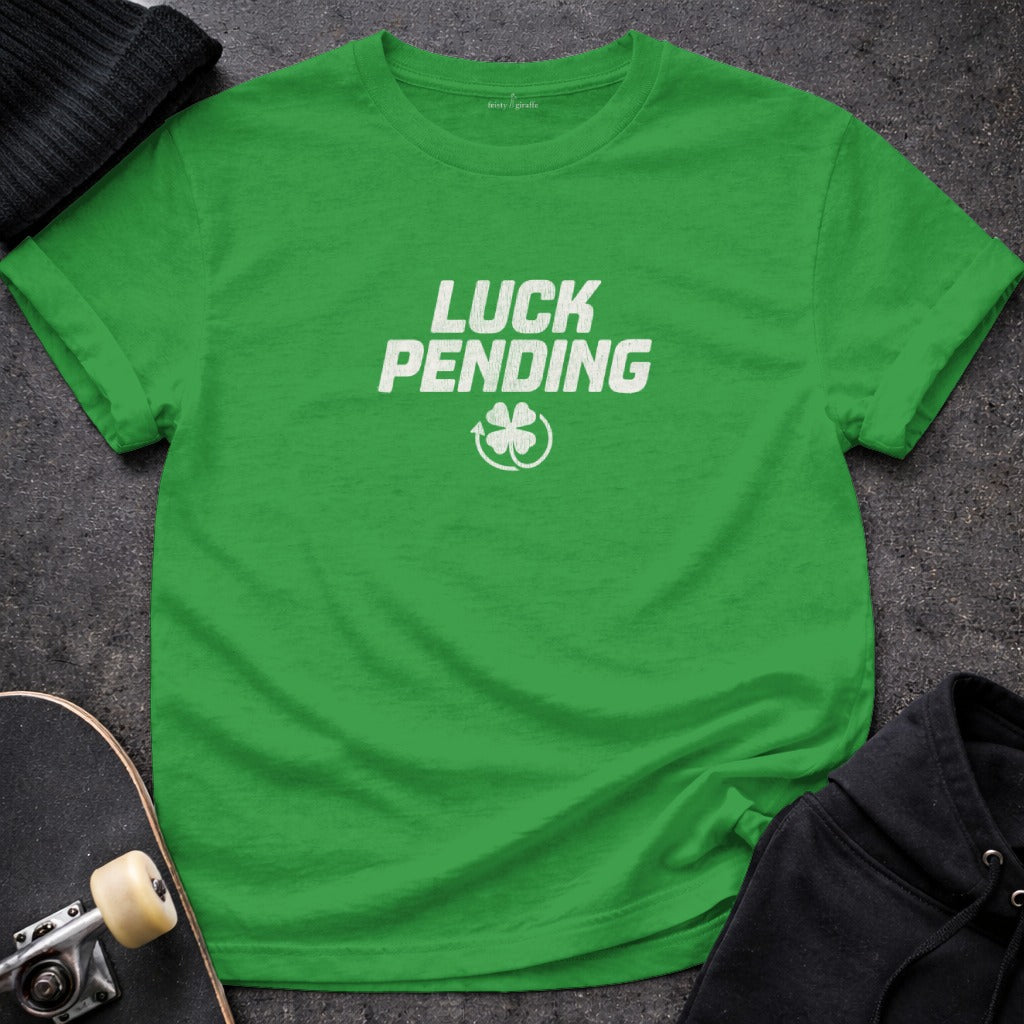 'Luck Pending Clover Graphic Tee for Casual Wear'