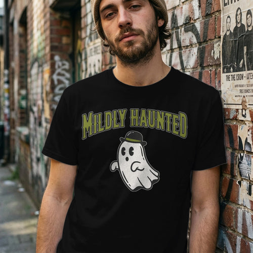MyDesigns t-shirt Mildly Haunted Tee