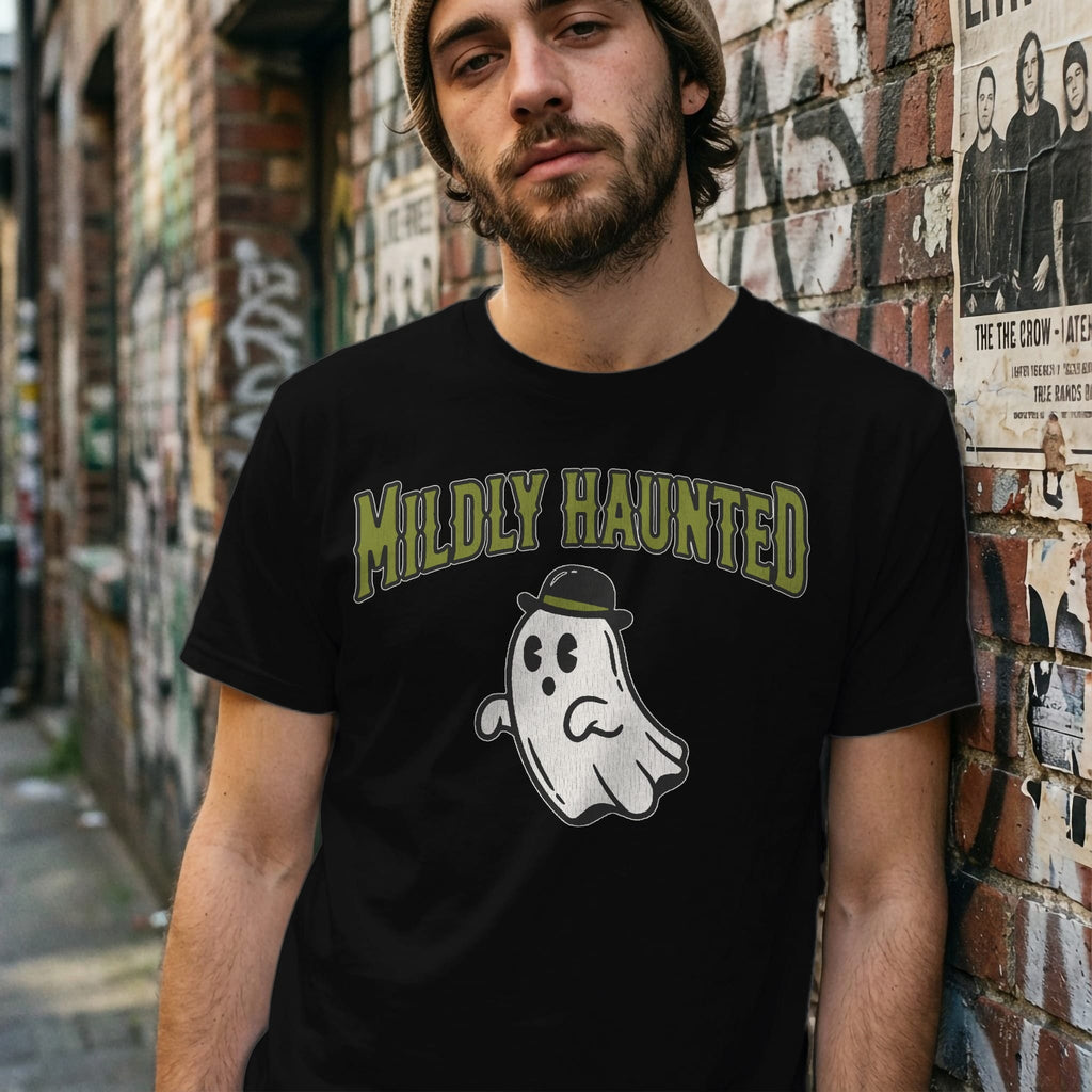 MyDesigns t-shirt Mildly Haunted Tee