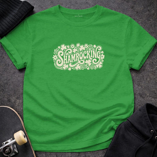 MyDesigns t-shirt S / Irish Green Shamrocking Tee